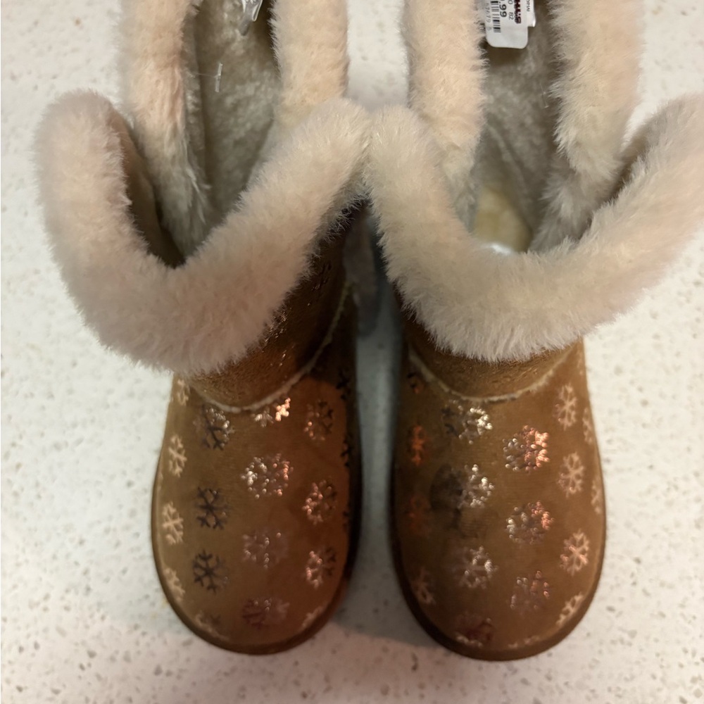 Cozy Tan Snowflake Kids Boots